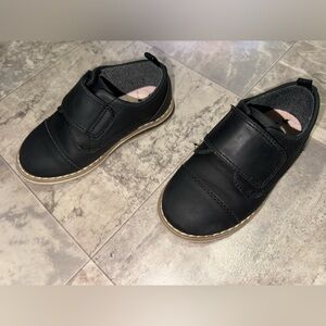 Cat & Jack Toddler  boy Adonis Derby Shoes 9